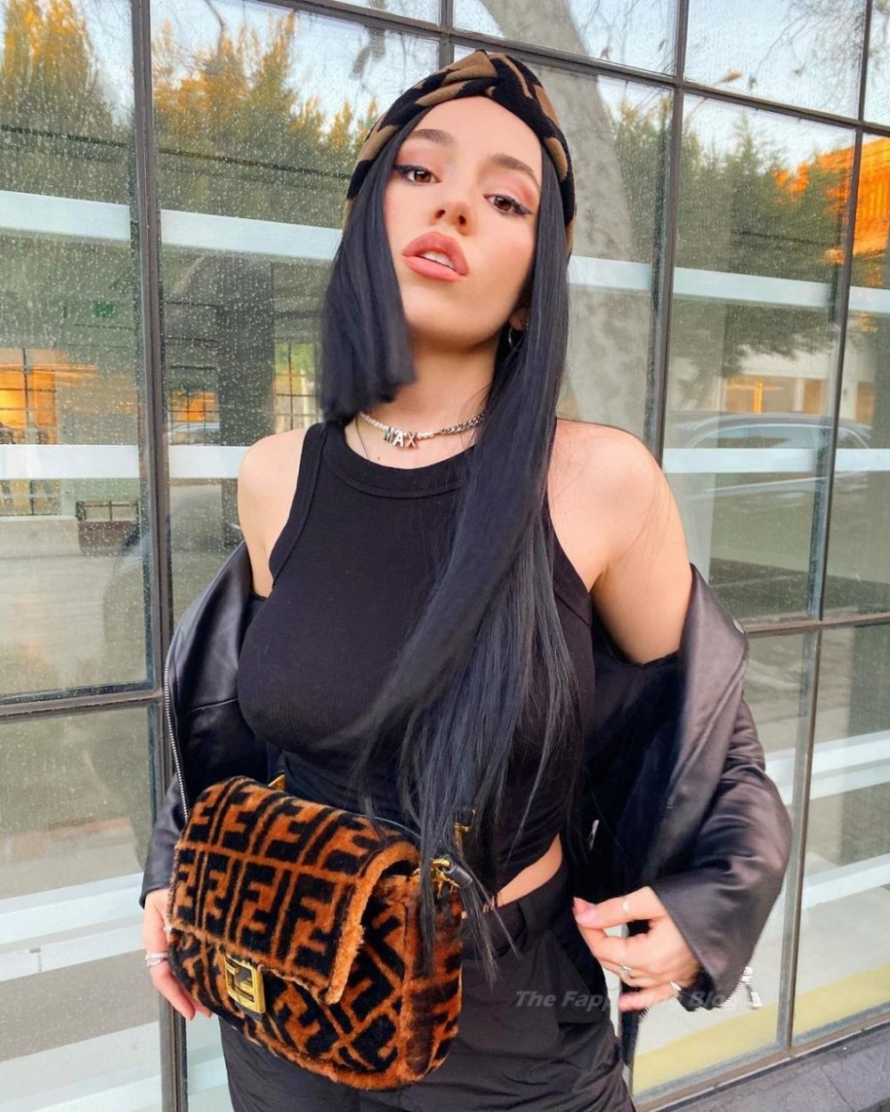 Ava Max Plum