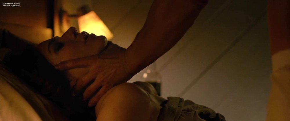 Lynn Collins Bed scene True Blood