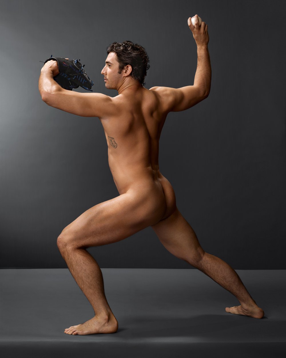 Girls in erotic poses