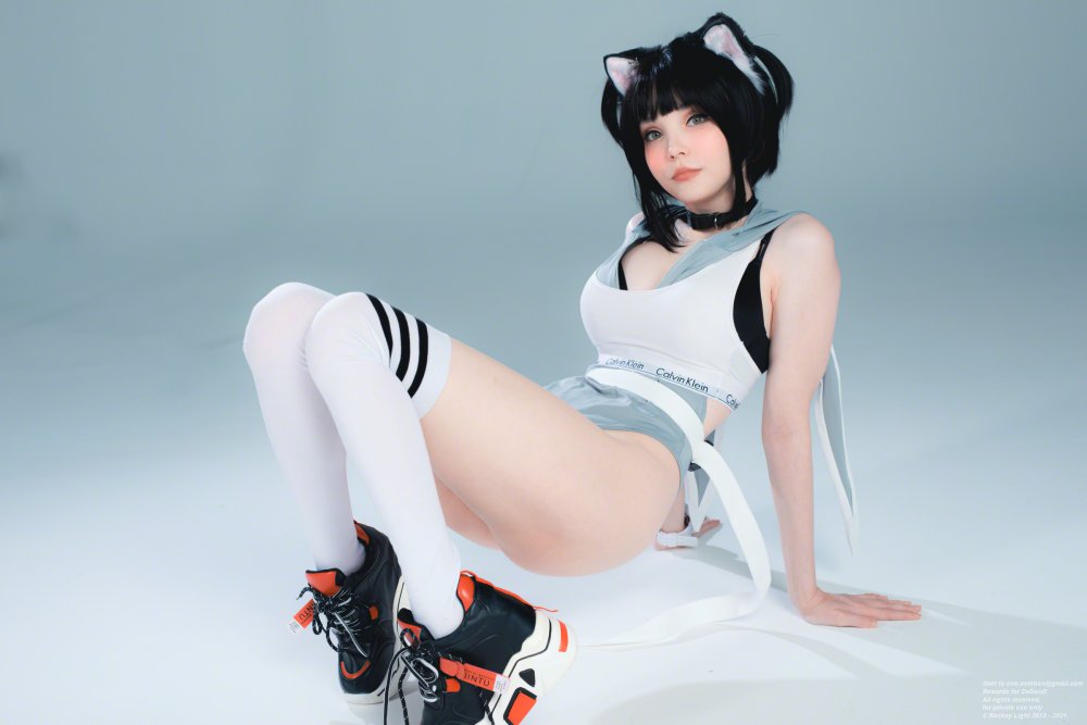 RockSylight Elly
