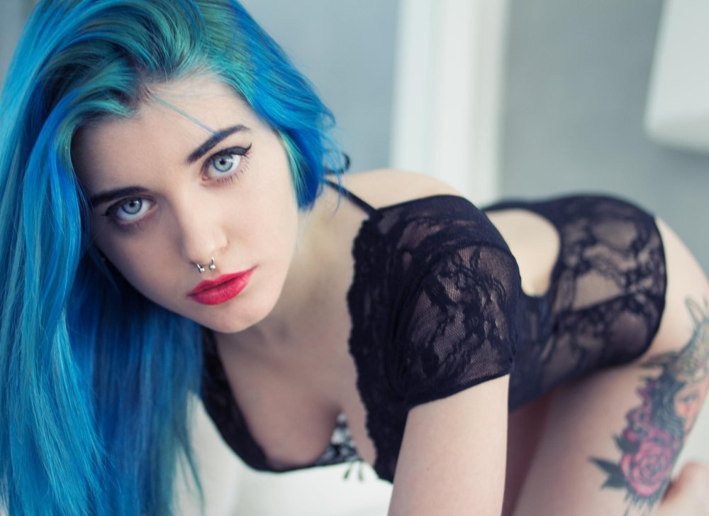 Fay Suicide in a dress