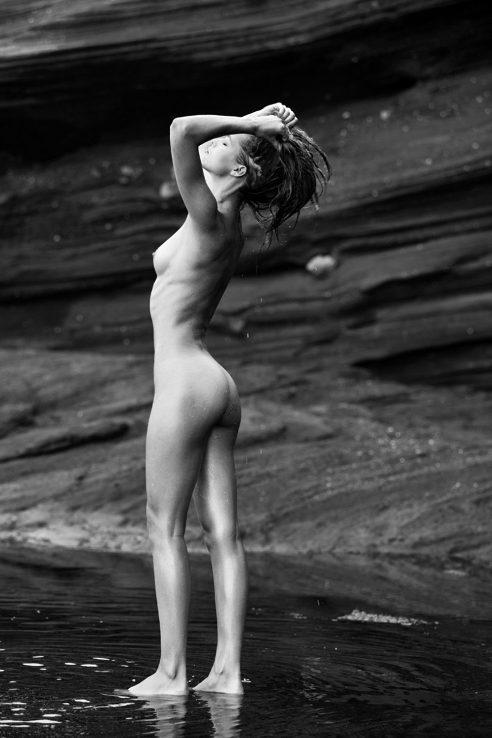 Carolina is young naked