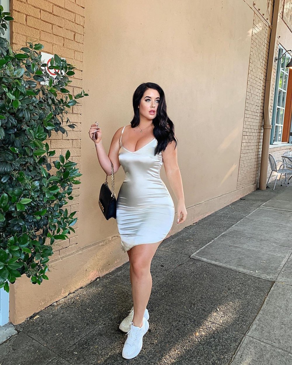 Holly Luyah 2020