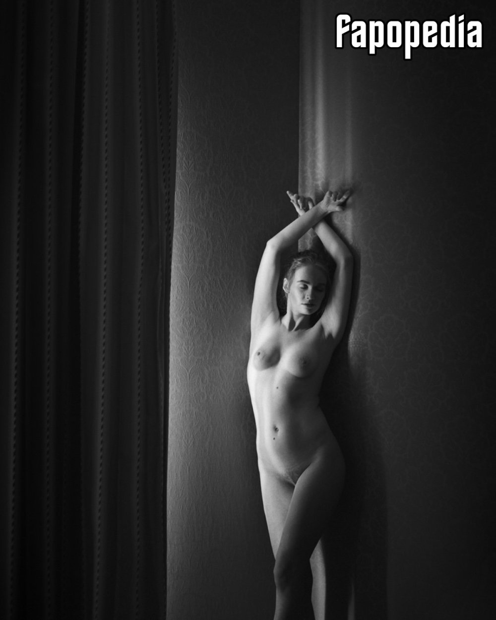 Angela Lindvall photo nude