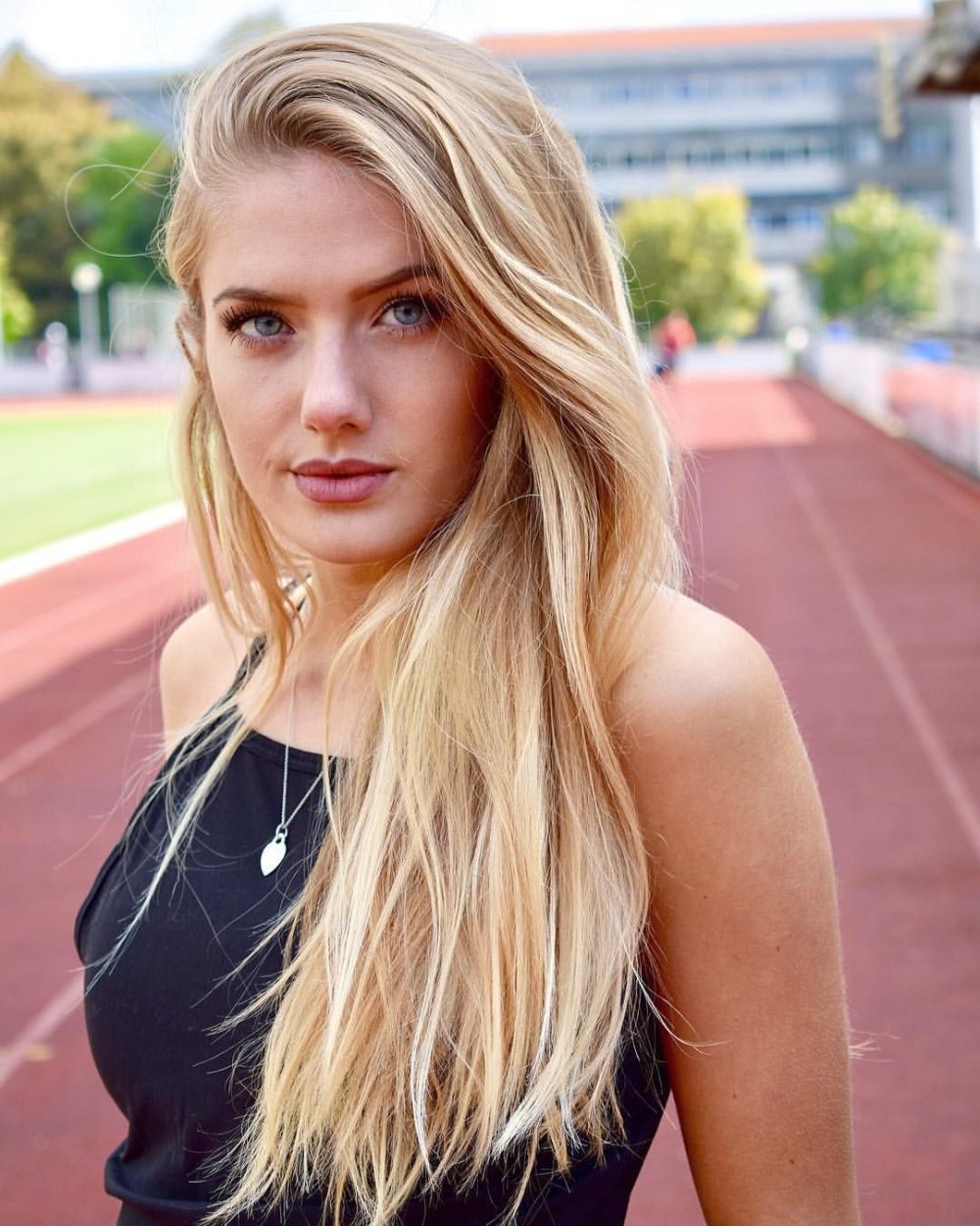 Alice Schmidt (Alica Schmidt)