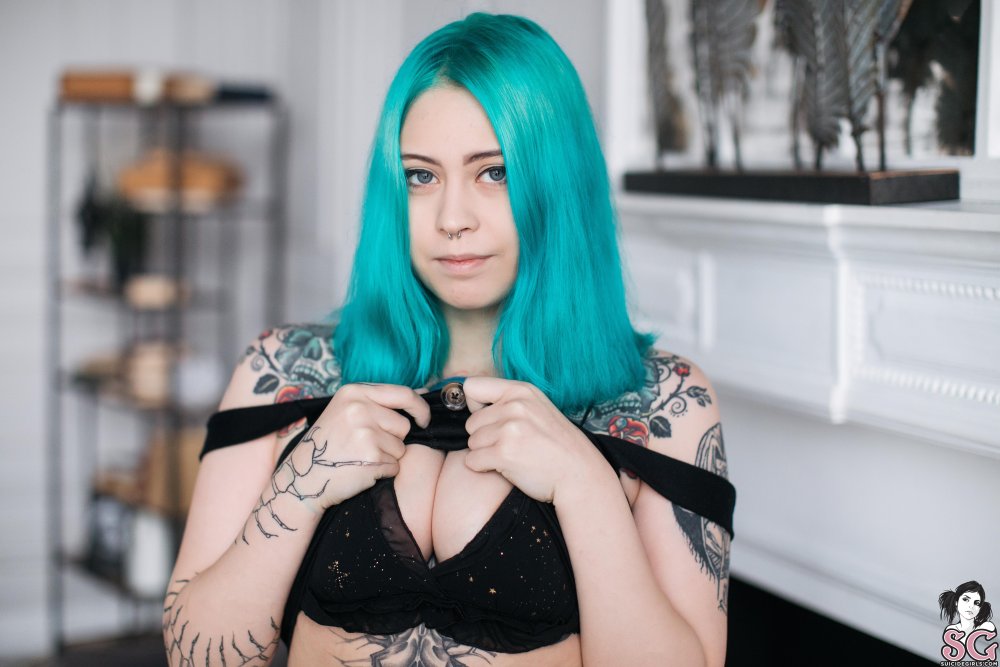 Suicidegirls fruitla drain
