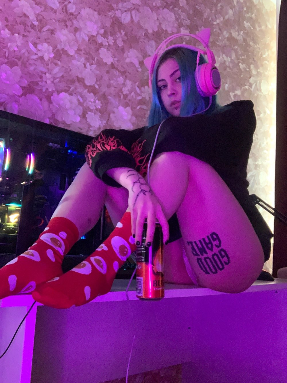 Riae Suiside