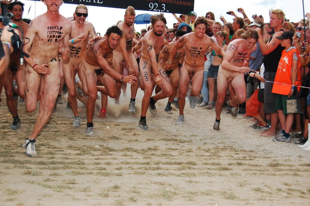 Naked marathoners of women