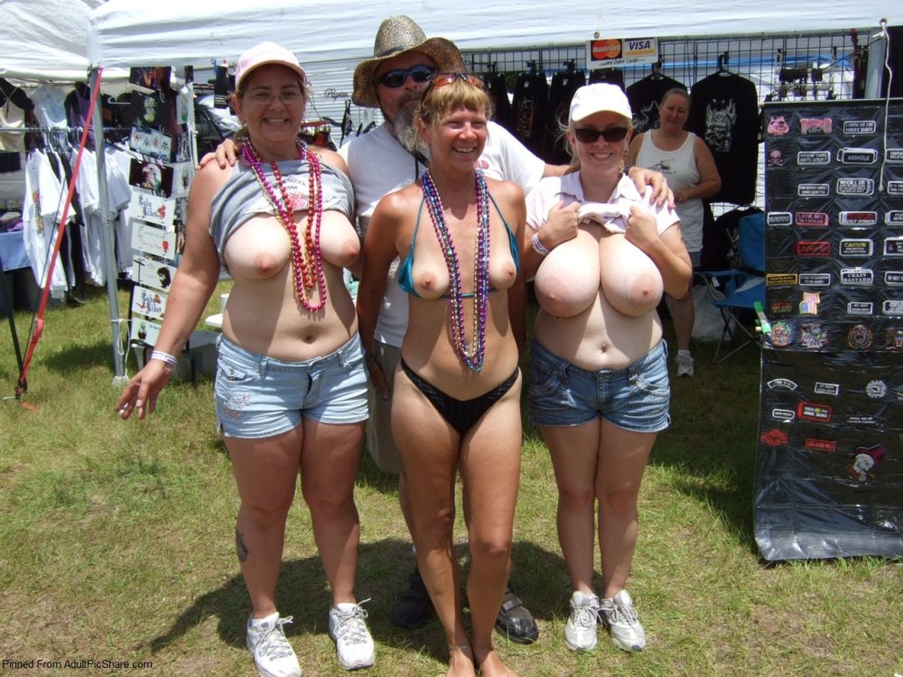Beauties of history are naked