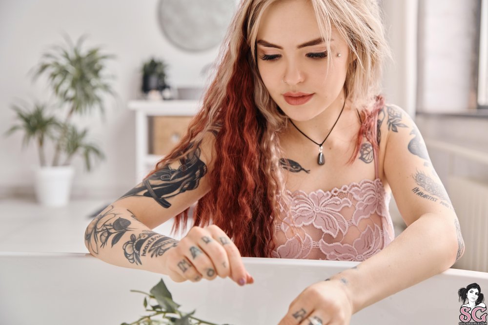 Suicidegirls sets