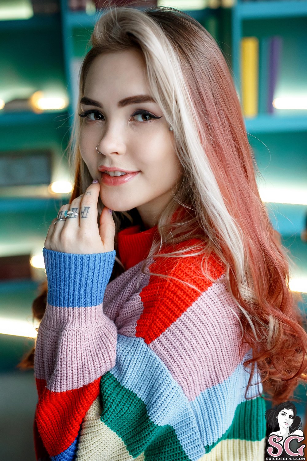 Sunnie Jones Suicide Girl