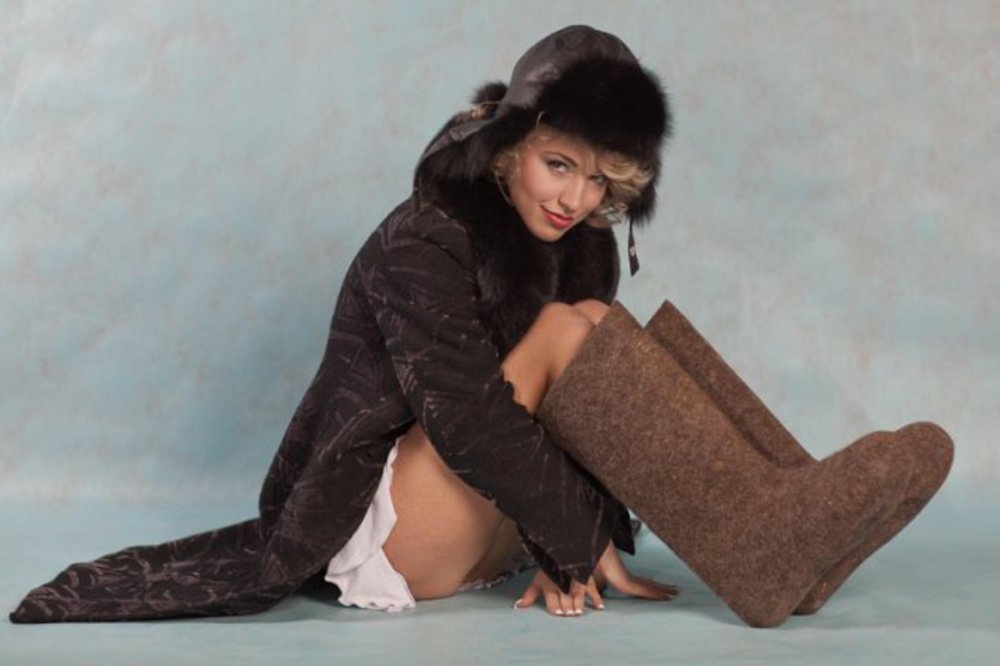 Naked actress Galina Sumina