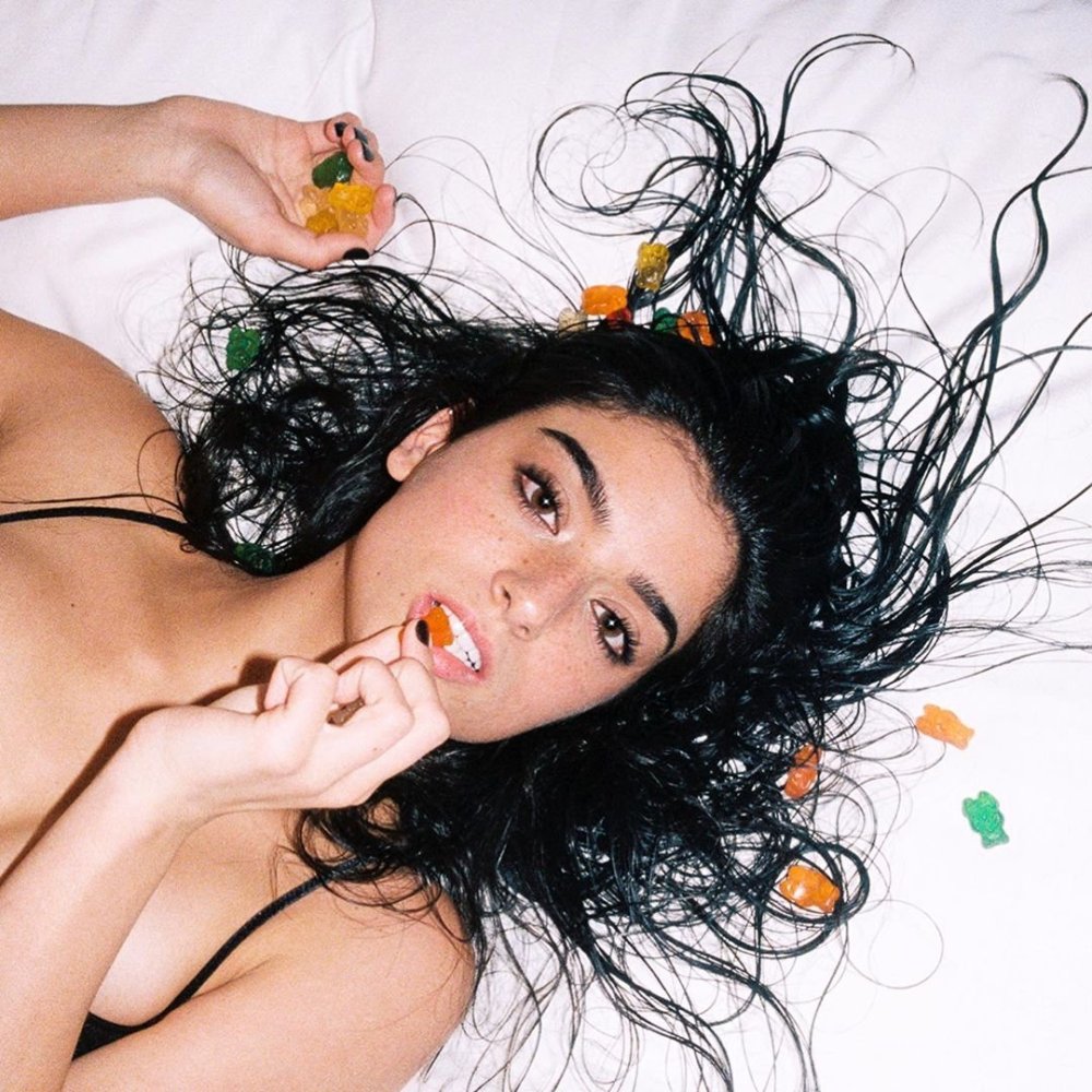 Amelie lou (Amelie Lou)