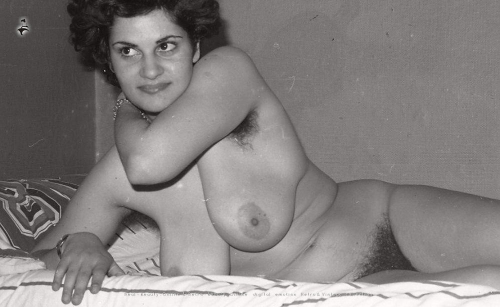 Big breast retro blonde