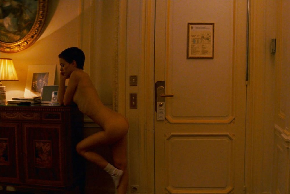 Natalie Portman Naked in the film