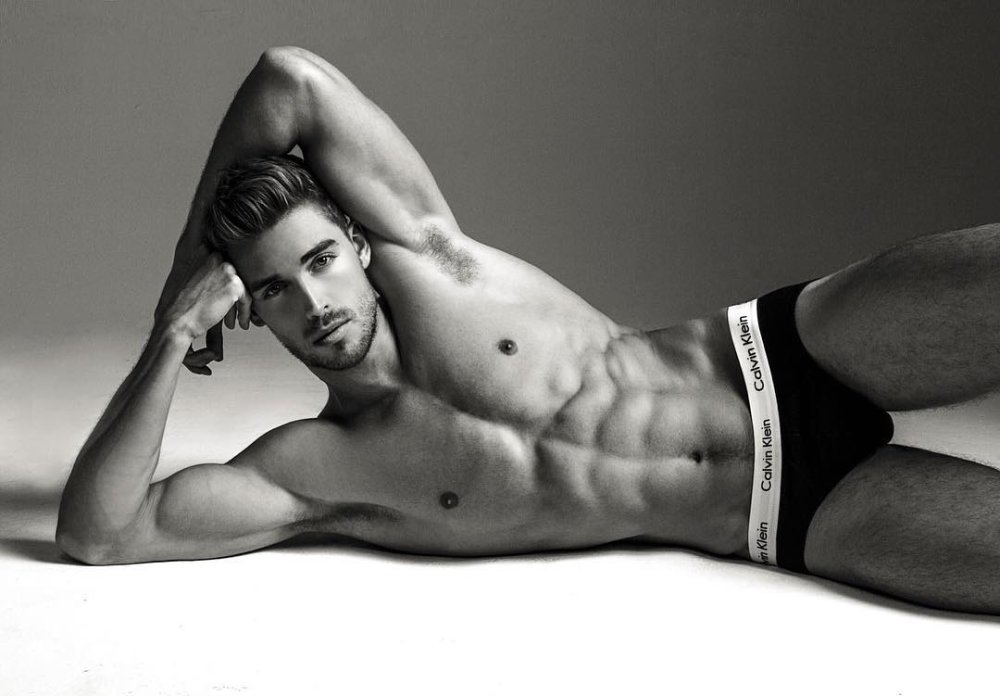 Tyler Posey 2022