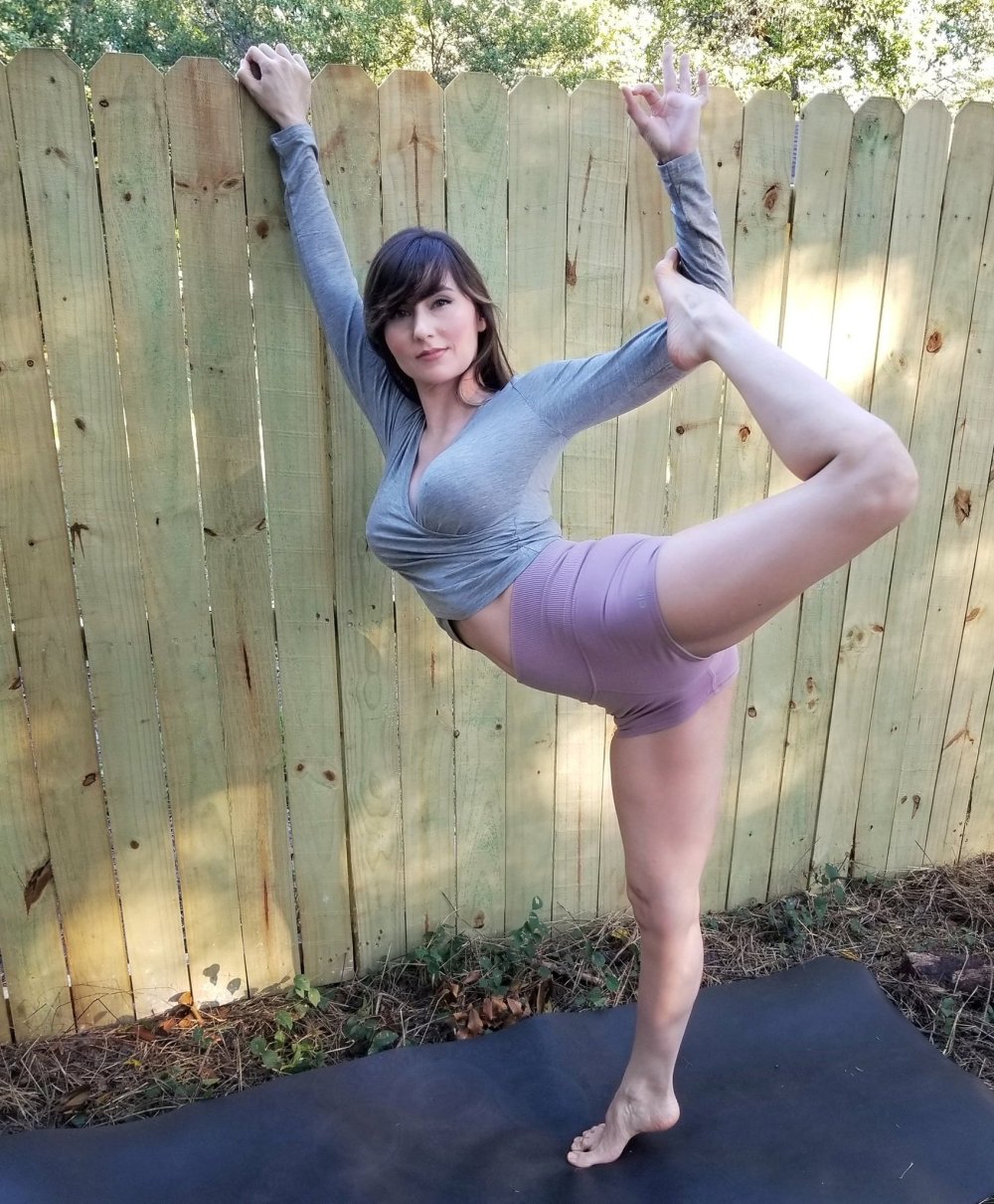 Jamie Marie Yoga photo from a cartridge
