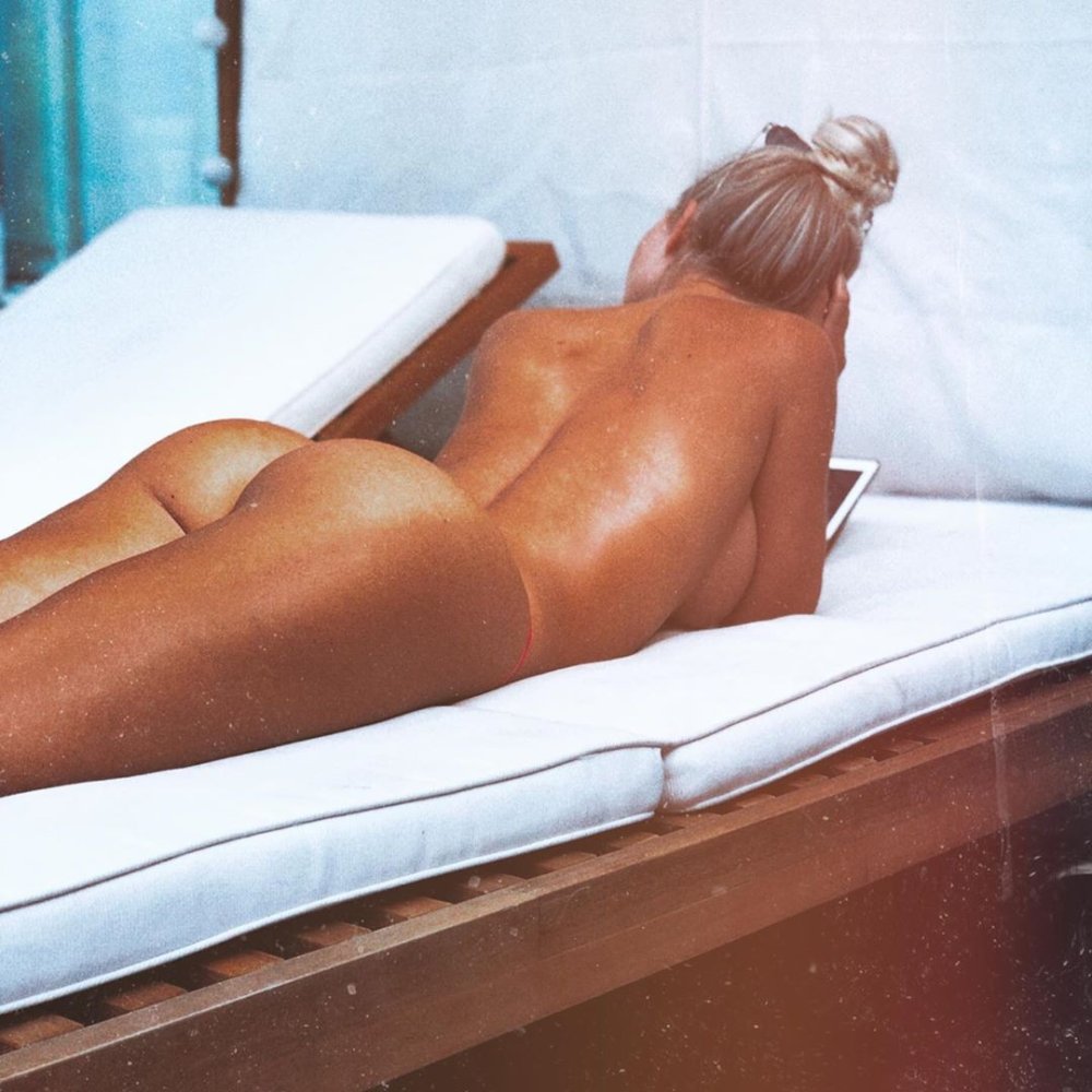Rosanna Arkl Model Nude