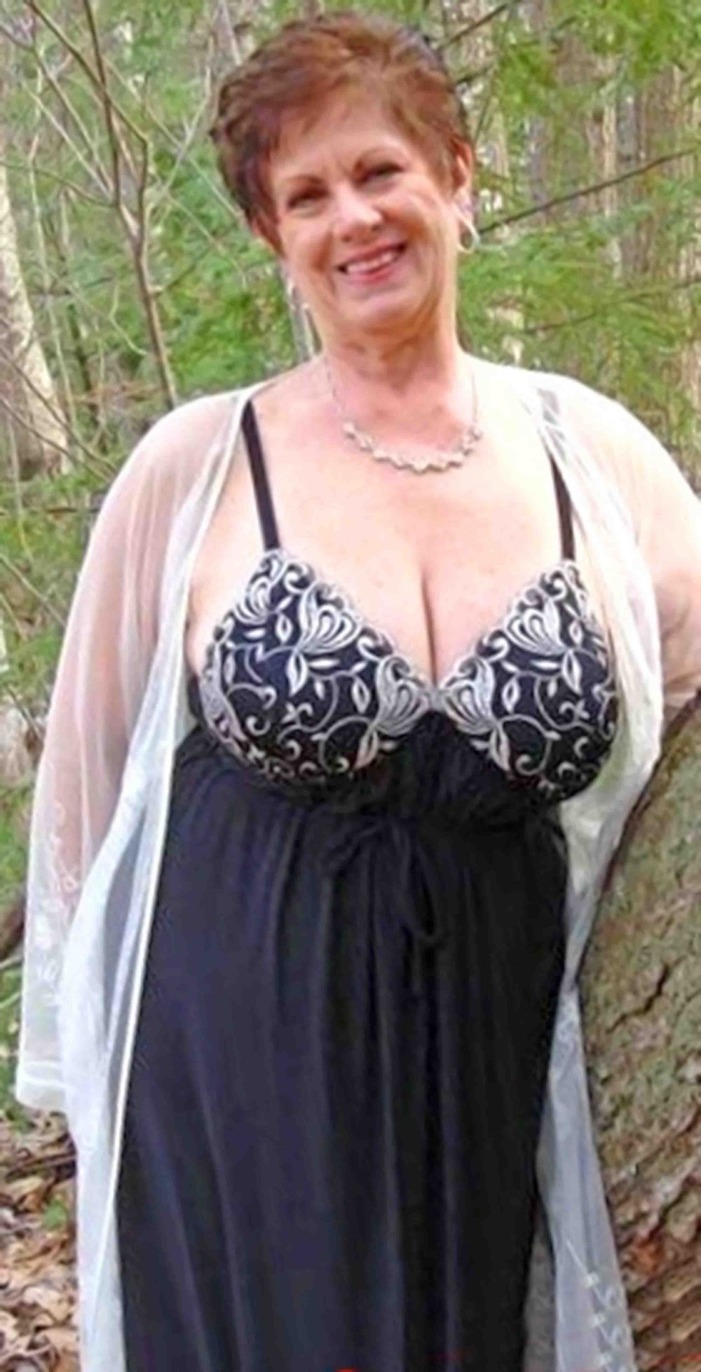 Pretty Granny Tits