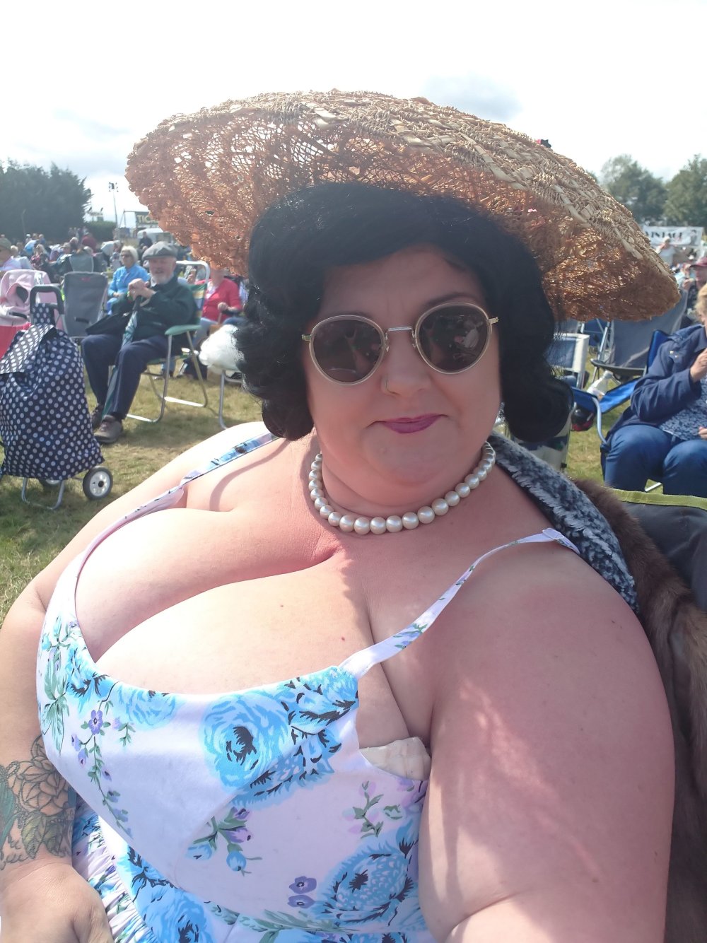Karola Huge Breasts BBW in his youth