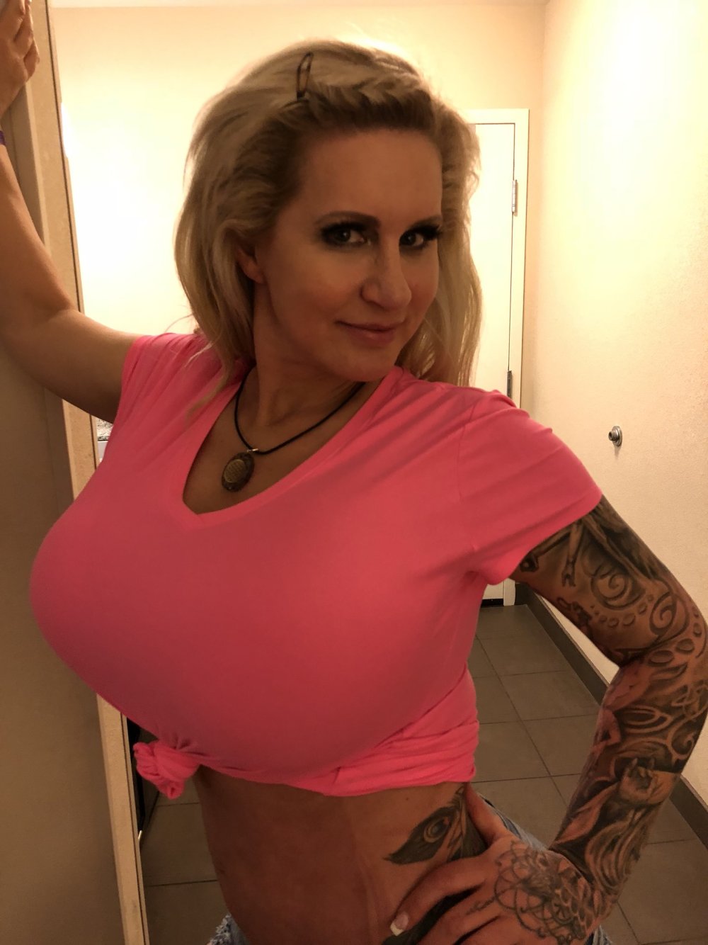 Richelle EVA