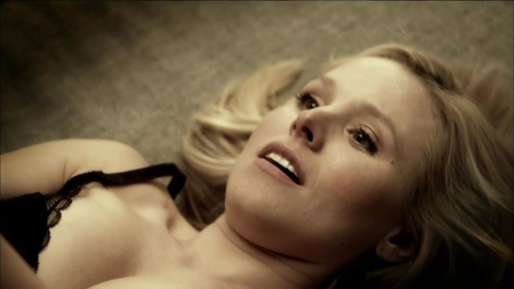 Kristen Bell 18 Naked in the full growth of GIF