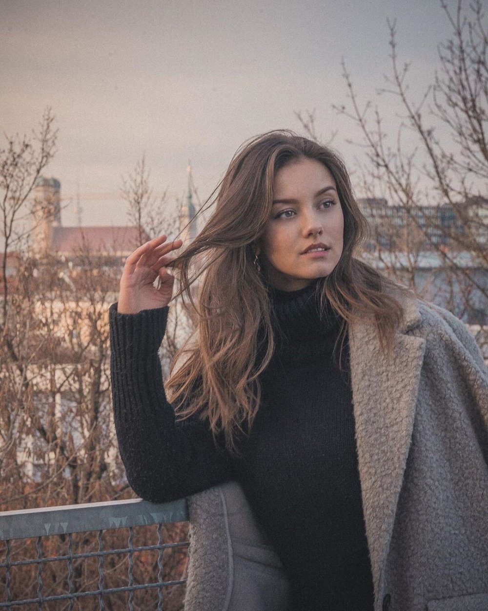 Nicola Cavanis Photoshoot