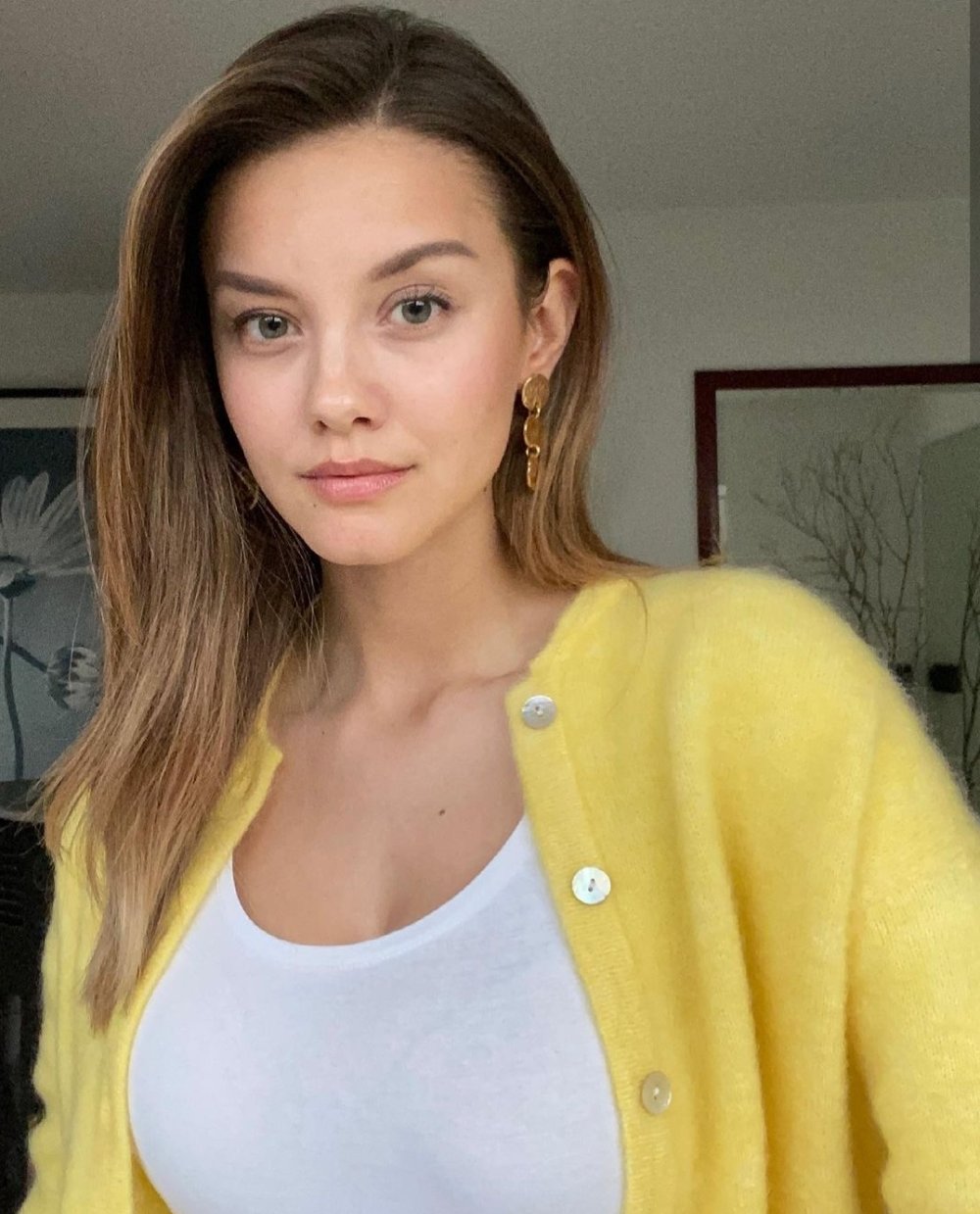 Nicola Kavanis model