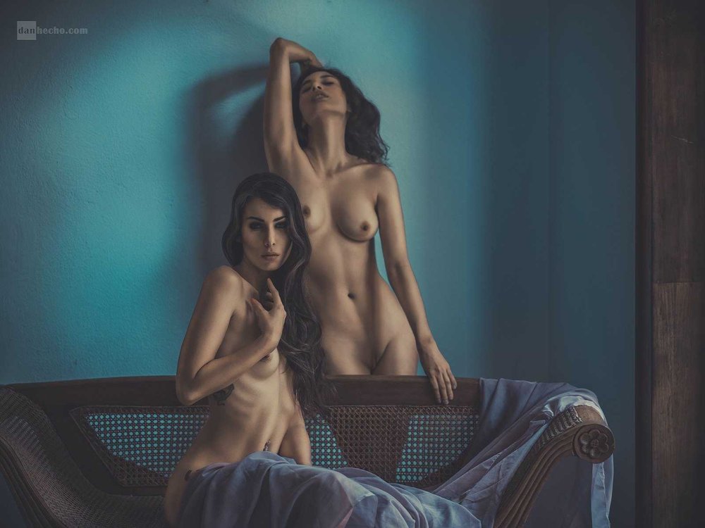 Girls in erotic poses