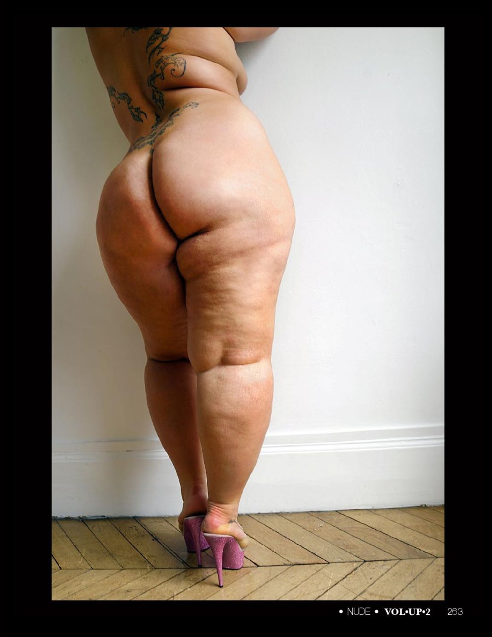 Robust BBW Legs Huge thighs
