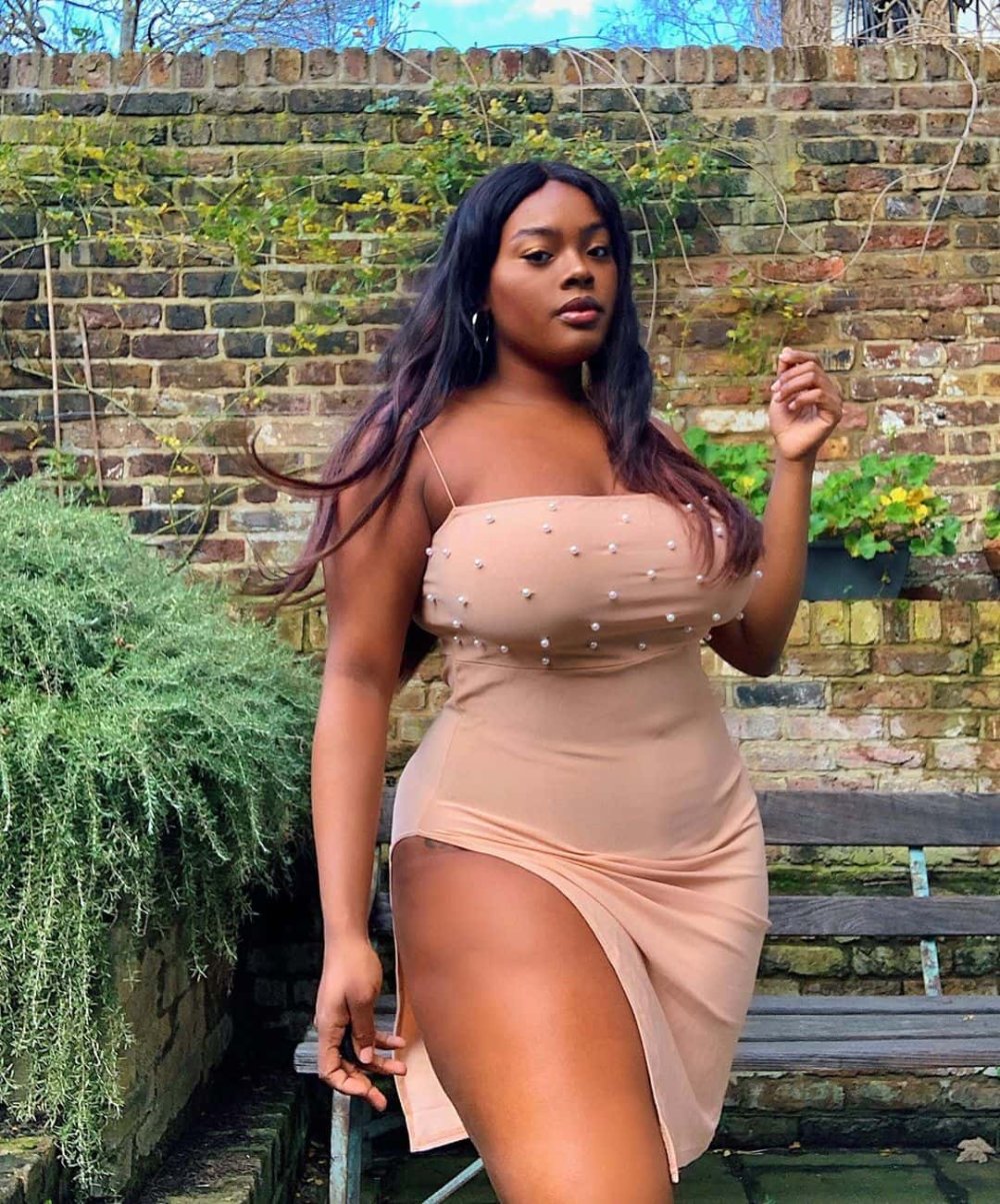 Lissy Cunningham in linen