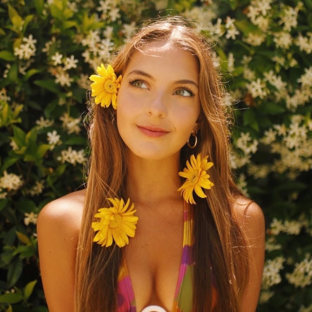 Alexa Breite Model