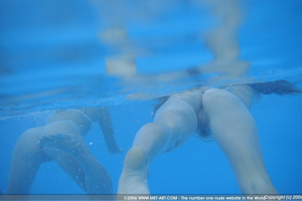 Underwater shooting of naked women