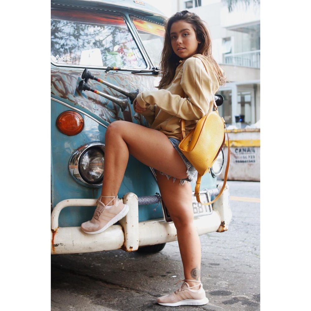 Bruna Lucas drain