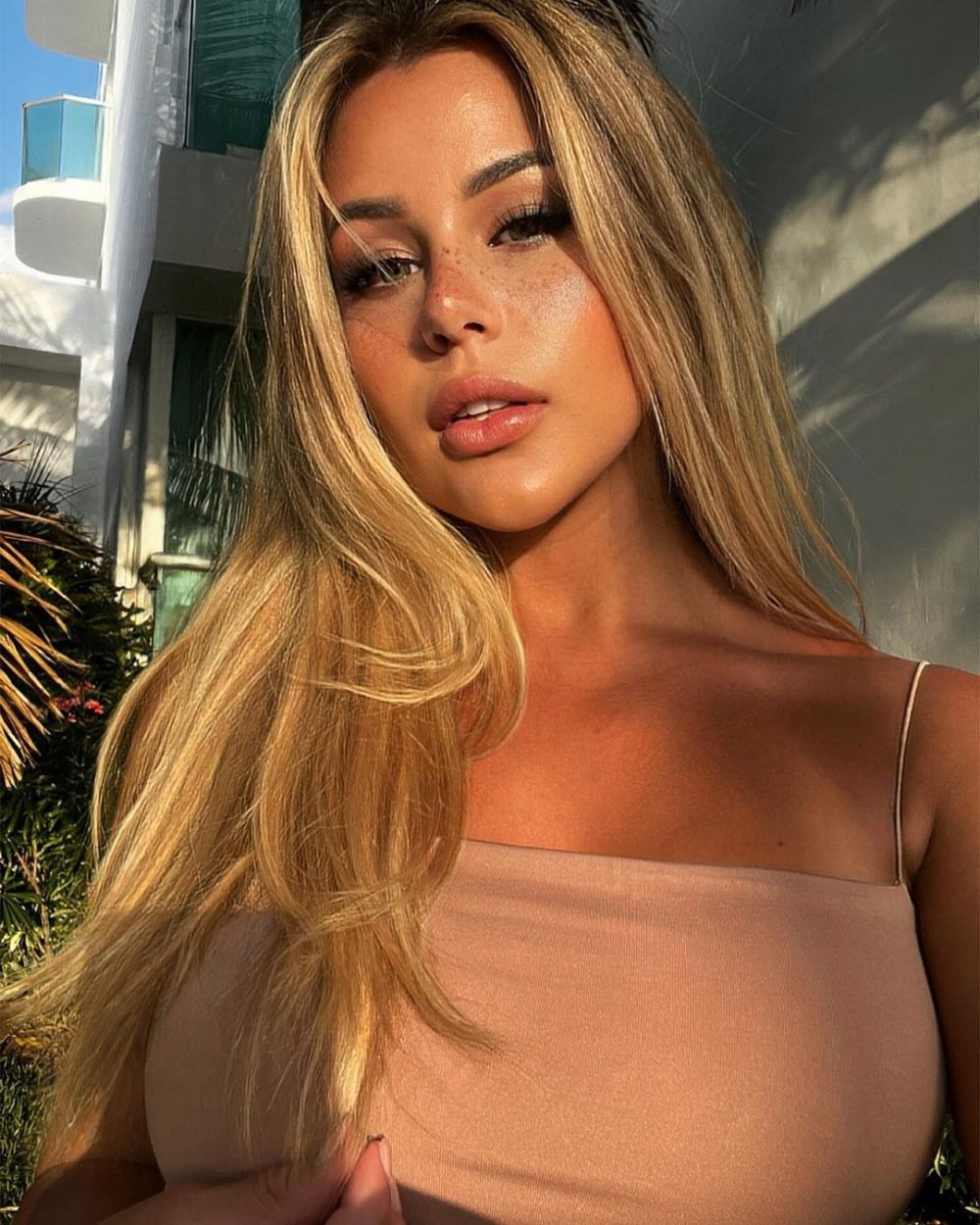 Mercedes Blanche