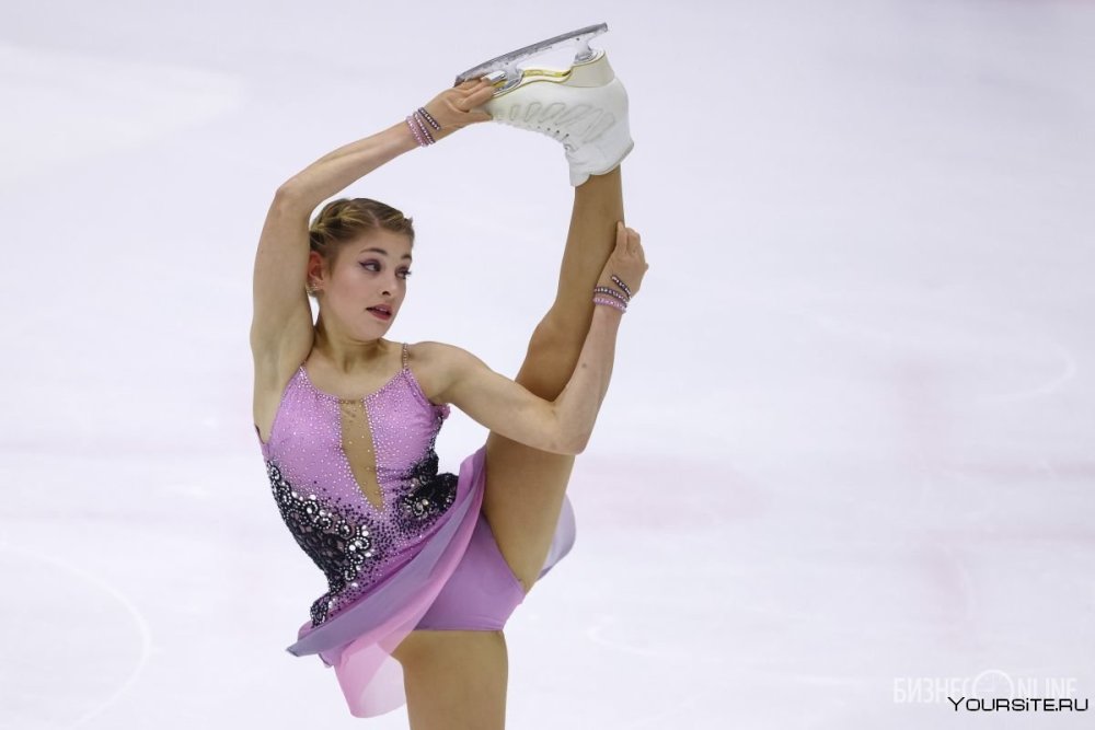 Alena is a bone beauty