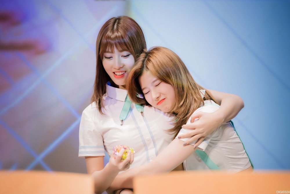 Twice Momo Sports