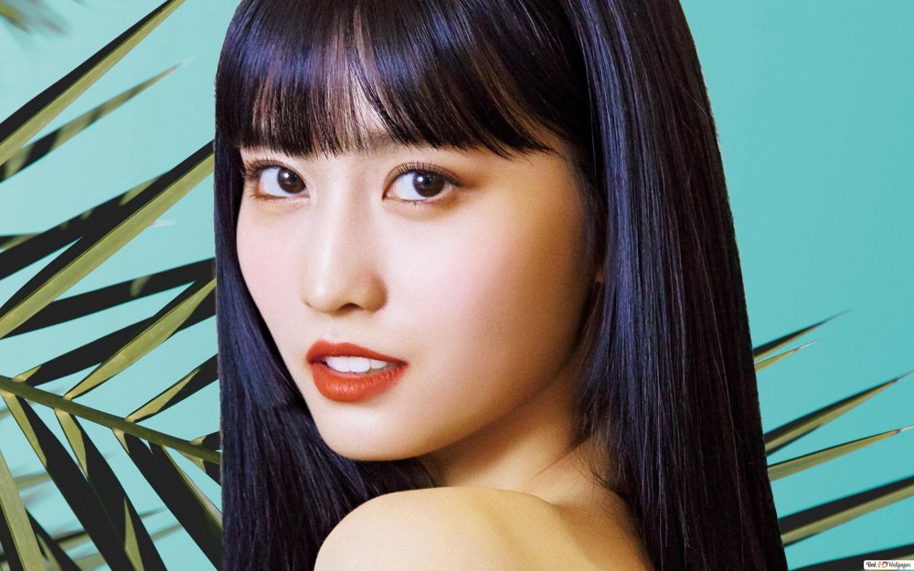 Momo TwiS Hot