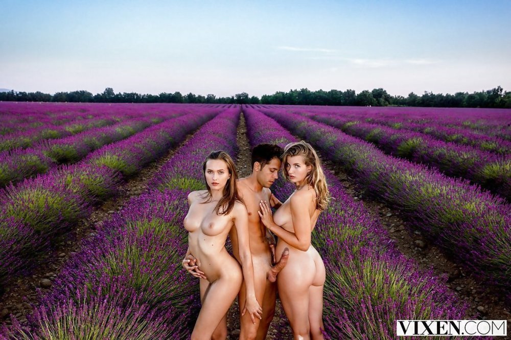 Stacy Cruz naked in full height