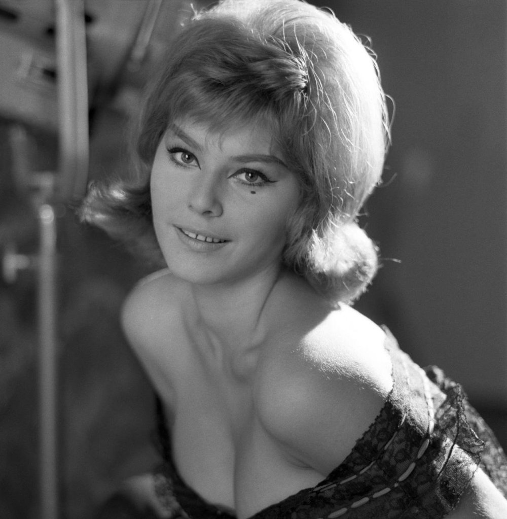 Claudia Cardinale photo Upers