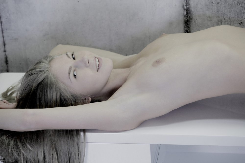 Erotic photos of Angelica