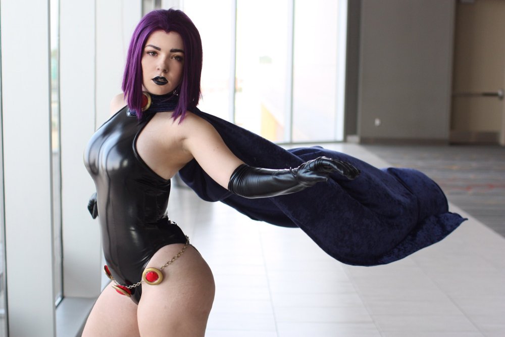 OMG cosplay