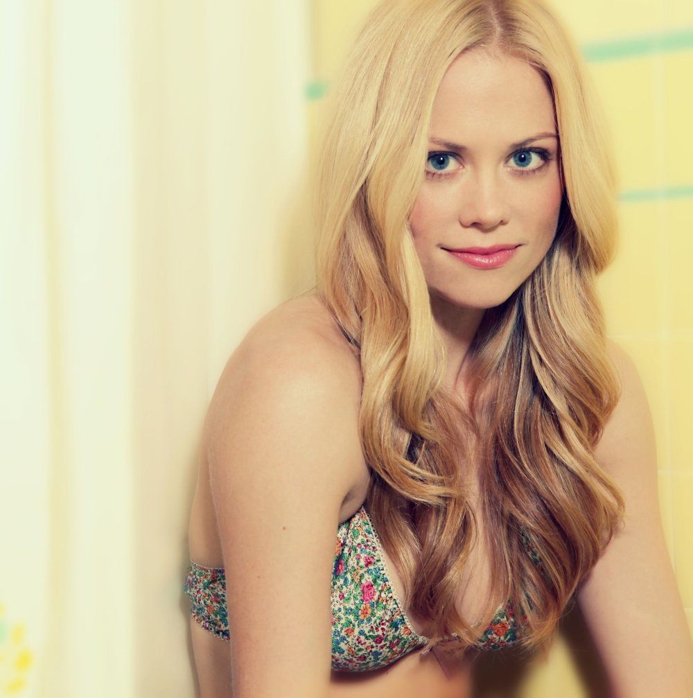 Claire Coffee Maxim