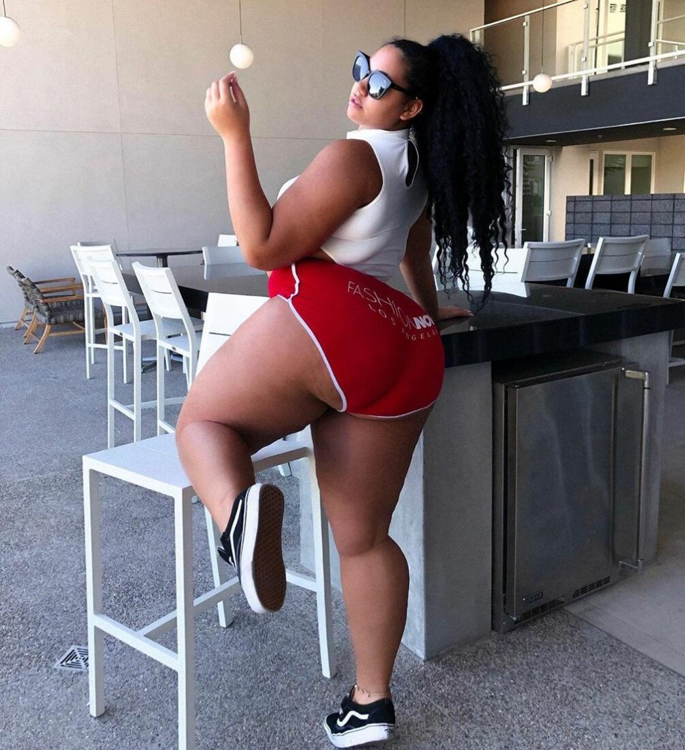 Model Alexus Danisha