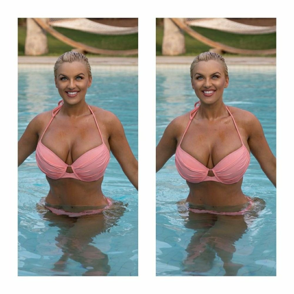 Naked Amy Green without a bra