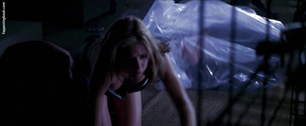 Sarah Gellar Bikini