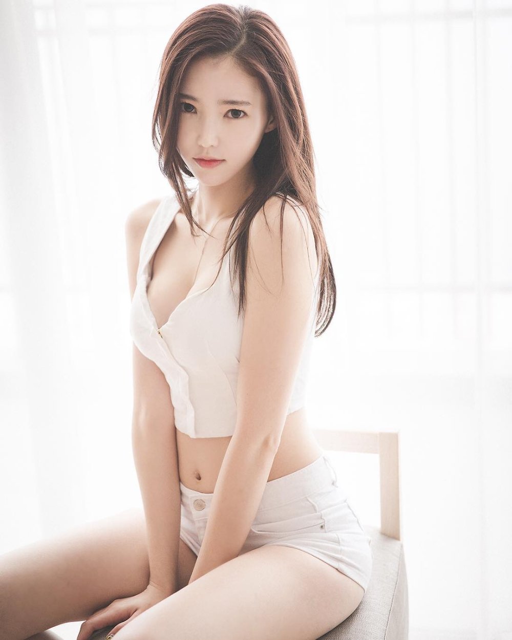 Clara Lee