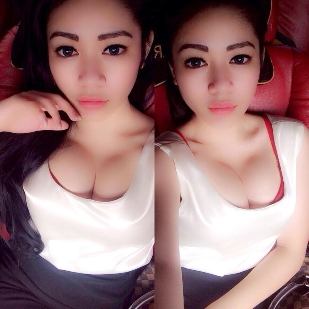 Indonesia Girls breasts