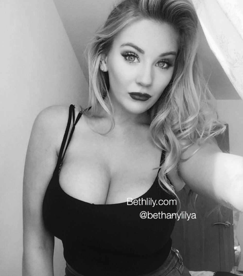Beth Lily Hot 2020