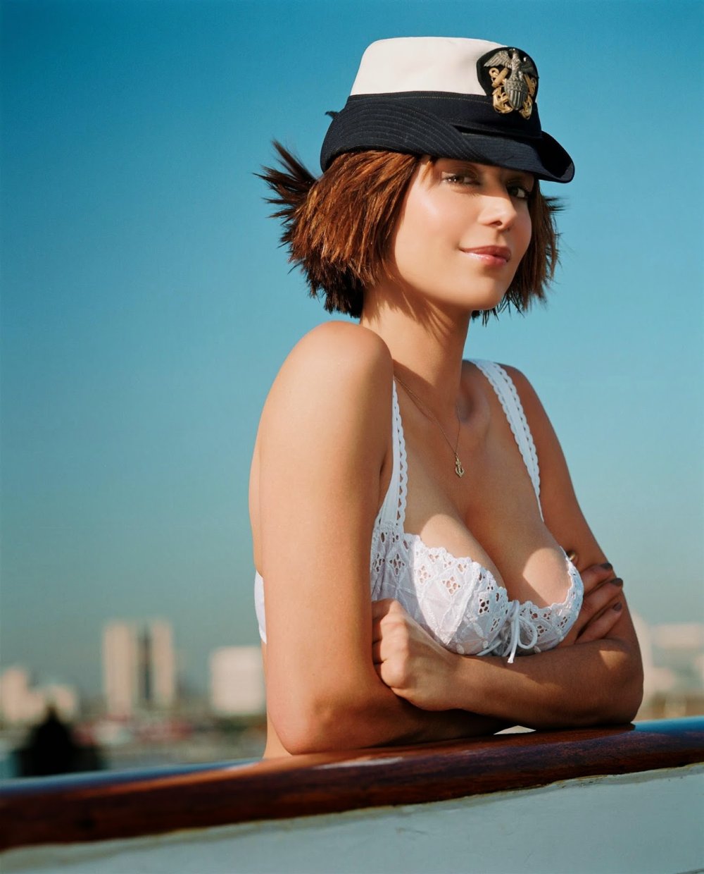 Katherine Lisa Bell to plastic